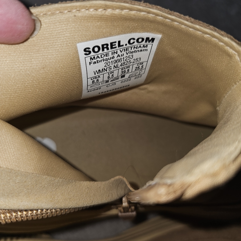 Sorel kinetic waterproof boot - Picture 4 of 4
